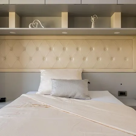 Appartement Luxury Gabriela With Pool Split